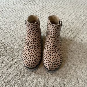 Cat & Jack Cheetah Print Booties
